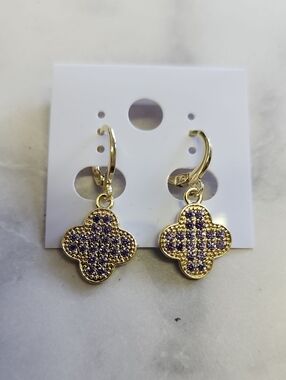 Sparkle Purple Clover Gold-filled Huggies Earring